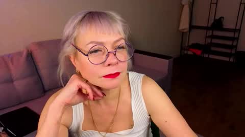 Snapshot of ann_annise chatting on February 21, 2026, 9:10 am ann_annise online show from February 21, 2026, 9:10 am