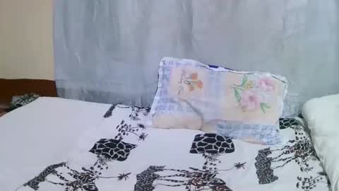 ann_keller online show from April 11, 2026, 7:45 am