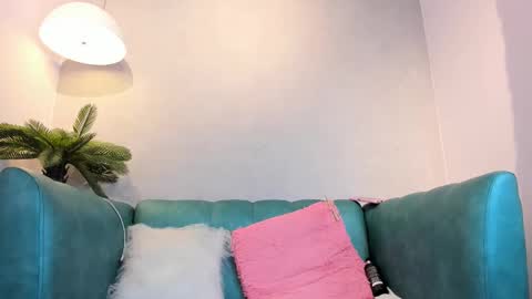 Anna  online show from March 4, 2026, 2:45 pm