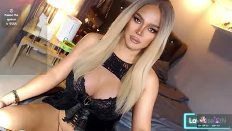 Miss Anna online show from June 10, 2026, 2:23 am