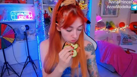 Anna online show from February 3, 2025, 3:31 am