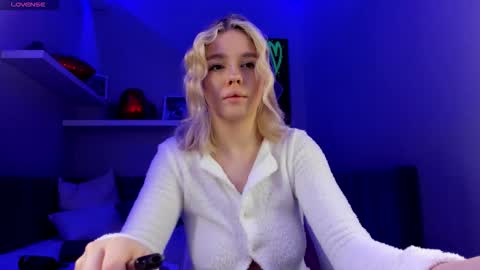 Anna online show from March 5, 2026, 12:39 am