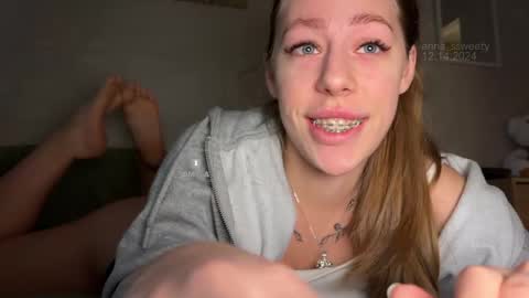 Anna  fansly anna sssweety online show from December 14, 2024, 7:29 am
