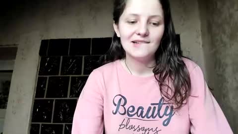 annaahcharm online show from December 28, 2024, 2:22 am