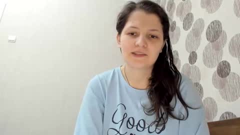 annaahcharm online show from January 7, 2025, 5:12 am