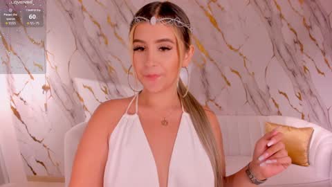 Anna Brooks  online show from February 5, 2025, 8:04 pm