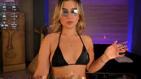 Anna Brooks  online show from April 13, 2026, 9:20 pm