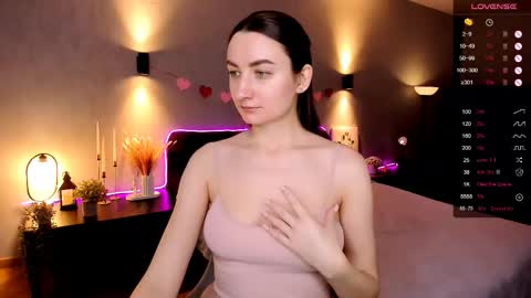 Anna online show from November 11, 2025, 2:33 am