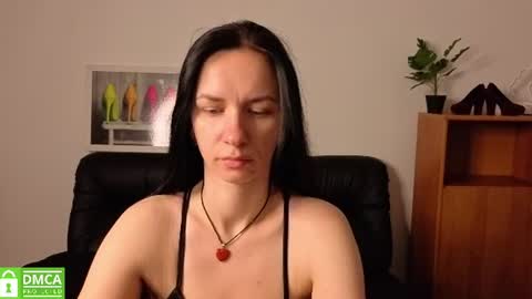 Snapshot of annakillian_kiss chatting on June 21, 2026, 5:21 am Anna online show from June 21, 2026, 5:21 am