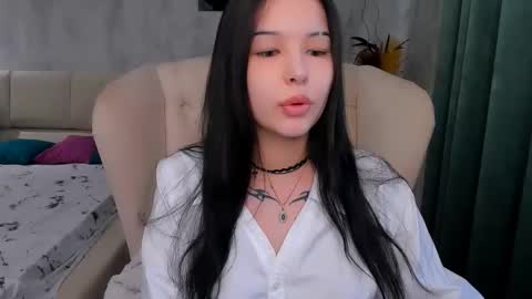 Snapshot of annarice chatting on October 23, 2025, 8:24 am Anna online show from October 23, 2025, 8:24 am