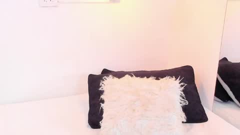 Snapshot of annarosse3 chatting on April 25, 2026, 12:08 pm Anna Rosse online show from April 25, 2026, 12:08 pm