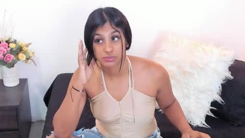 Snapshot of annarosse3 chatting on April 27, 2026, 1:09 pm Anna Rosse online show from April 27, 2026, 1:09 pm