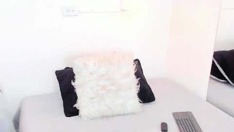 Snapshot of annarosse3 chatting on April 28, 2026, 7:08 pm Anna Rosse online show from April 28, 2026, 7:08 pm