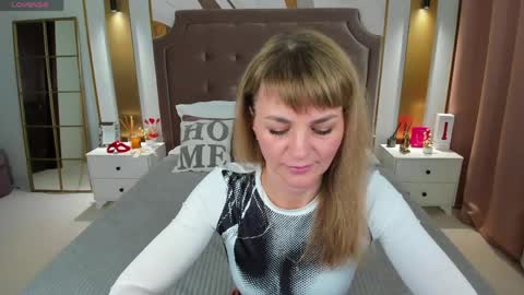 Anna online show from April 1, 2026, 12:55 am