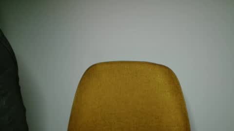 Bella online show from April 2, 2026, 4:04 pm