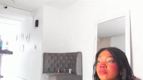 Snapshot of annebullocks chatting on February 15, 2025, 2:55 pm Annie online show from February 15, 2025, 2:55 pm