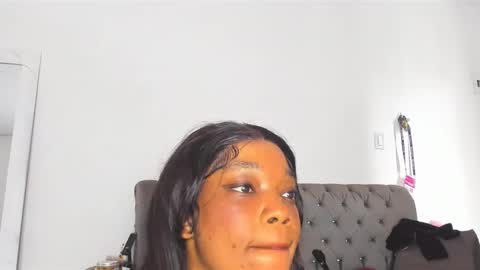 Snapshot of annebullocks chatting on March 9, 2025, 2:10 pm Annie online show from March 9, 2025, 2:10 pm