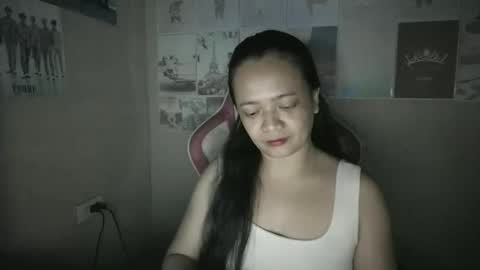 annecutie34 online show from January 16, 2026, 4:33 pm