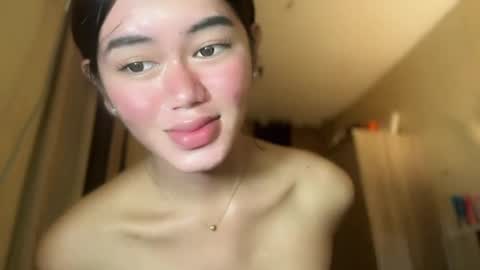 Snapshot of annedee_ chatting on December 16, 2024, 6:27 pm Kim online show from December 16, 2024, 6:27 pm