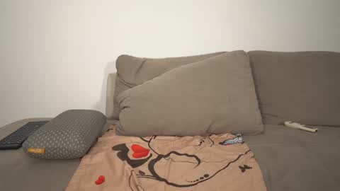 Annemanifique  Anne   Lara Kelly  online show from February 24, 2025, 2:19 am