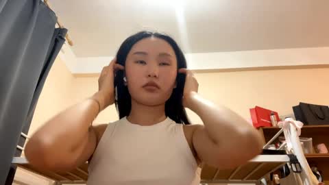 Snapshot of anneprice chatting on May 7, 2026, 6:46 pm Aimi online show from May 7, 2026, 6:46 pm
