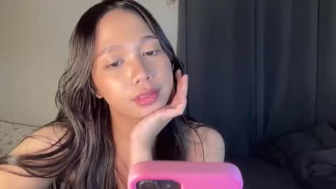 Annette 03 online show from October 27, 2025, 12:20 pm