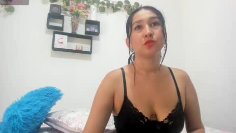   online show from October 10, 2025, 4:06 pm