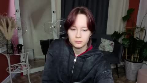 Anni online show from February 18, 2026, 12:34 pm