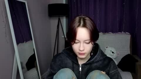 Anni online show from February 27, 2026, 2:39 pm