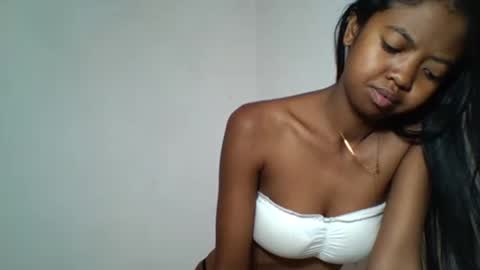 Snapshot of annica86 chatting on May 30, 2026, 6:43 am annica86 online show from May 30, 2026, 6:43 am