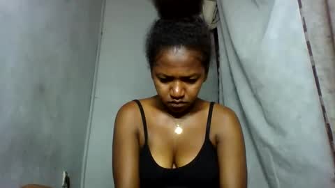 annick98 online show from February 20, 2026, 11:43 am