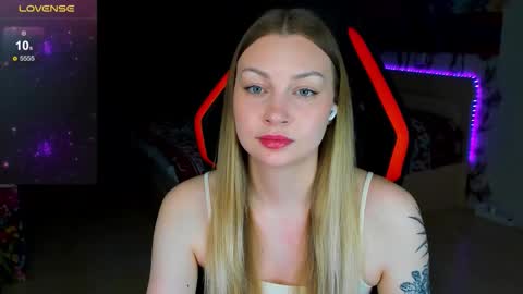 Annie online show from March 8, 2026, 4:22 pm