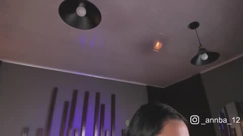 annie_barozzi online show from September 14, 2025, 1:32 pm