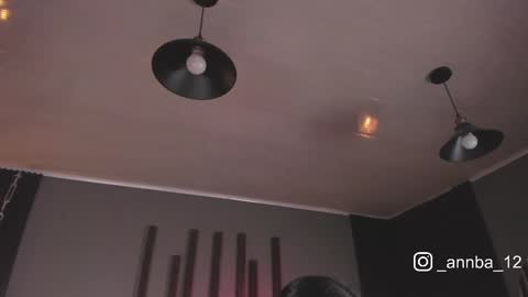 annie_barozzi online show from September 18, 2025, 1:57 pm