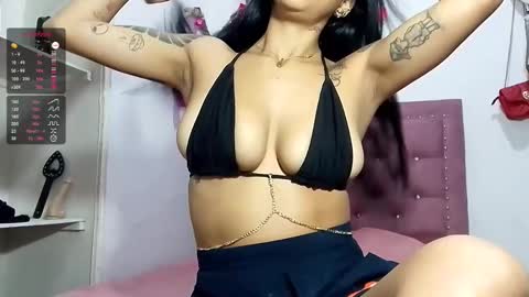 Snapshot of annie_camom chatting on March 6, 2025, 5:33 pm annie online show from March 6, 2025, 5:33 pm