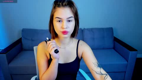 annie kitss online show from June 1, 2026, 1:07 am