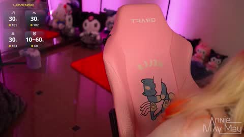 Snapshot of annie_may_may chatting on October 6, 2025, 12:24 pm Annie May   online show from October 6, 2025, 12:24 pm