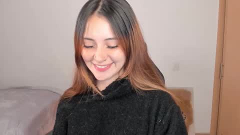 Snapshot of anniemora_ chatting on October 19, 2025, 4:35 am Annie online show from October 19, 2025, 4:35 am