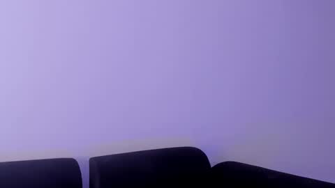 Annie  Alex online show from February 4, 2025, 5:12 pm