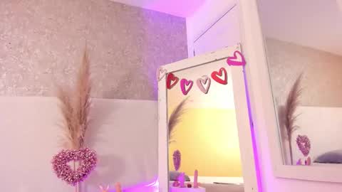 AnniieCooper online show from February 23, 2026, 1:41 pm