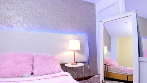 Snapshot of anniiecoopper chatting on March 22, 2026, 2:09 pm AnniieCooper online show from March 22, 2026, 2:09 pm