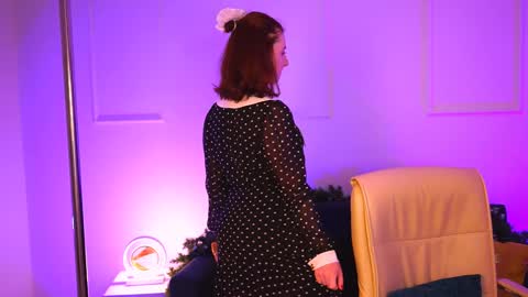 Ann Terry 3 online show from January 13, 2025, 11:41 am