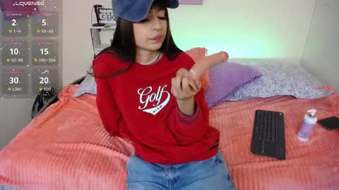 Anny cotton  online show from May 23, 2026, 3:05 pm
