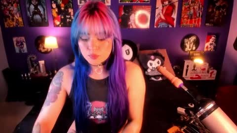 Snapshot of anny_cross chatting on February 18, 2025, 3:31 am      Paty     online show from February 18, 2025, 3:31 am
