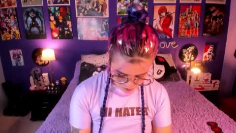 Snapshot of anny_cross chatting on September 10, 2025, 11:38 pm      Paty     online show from September 10, 2025, 11:38 pm