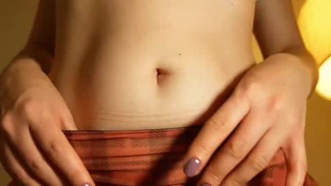 Anny online show from October 1, 2025, 4:07 am