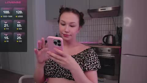 Anna online show from February 19, 2025, 4:23 am