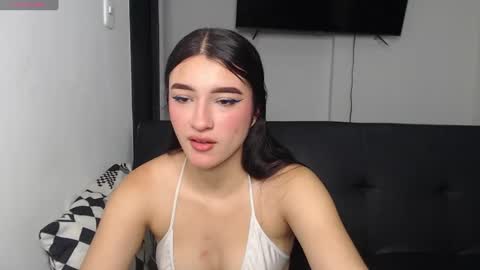 Anny online show from October 20, 2025, 2:06 pm