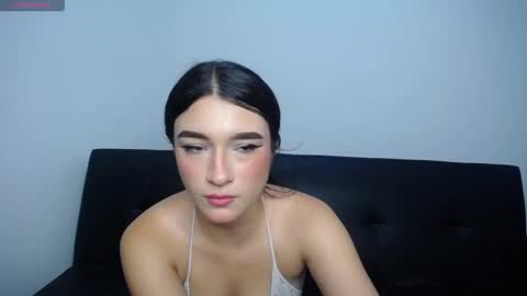 Anny online show from December 15, 2025, 3:38 pm