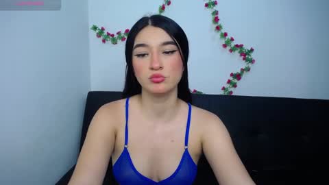 Anny online show from March 3, 2026, 6:58 pm